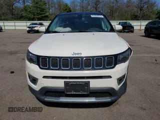 2019 Jeep Compass Limited z VIN 3C4NJDCB9KT842123, wystawiony jako Copart lot #61694615 z przebiegiem 76 536 mil mil oraz Szkoda całkowita • Salvage title. Historia ofert i sprzedaży dostępna na DreamBid. Obrazek 5.