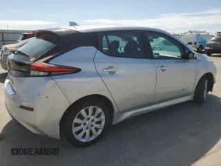 2019 Nissan LEAF SV with VIN 1N4AZ1CP4KC301595, listed as a Copart auction lot 57105005 with 70,589 mi miles and Salvage title. Bid and sale history available at DreamBid. Image 3.