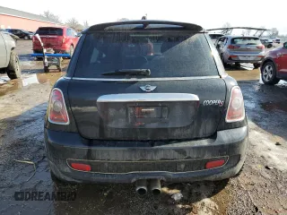 2009 MINI Hardtop S z VIN WMWMF73559TW85198, wystawiony jako Copart lot #47538725 z przebiegiem 136 006 mil mil oraz Szkoda całkowita • Salvage title. Historia ofert i sprzedaży dostępna na DreamBid. Obrazek 6.