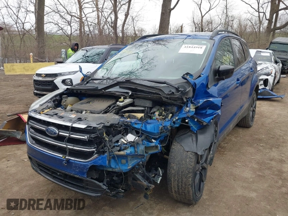 2017 Ford Escape SE with VIN 1FMCU0GD1HUC22489, listed as a IAAI auction lot 41844918 with 113,000 mi miles. Bid and sale history available at carsss.com. Image 18.