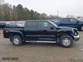 2005 Chevrolet Colorado 1SF LS Z71 with VIN 1GCDT136258273240, listed as a IAAI auction lot 41107257 with 251,788 mi miles. Bid and sale history available at carsss.com. Image 13.