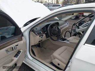 2016 Mercedes-Benz E-Class E 350 Sport with VIN WDDHF5KB6GB237450, listed as a IAAI auction lot 41297976 with 60,573 mi miles. Bid and sale history available at carsss.com. Image 5.