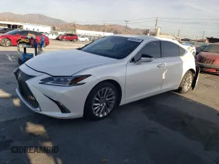 2021 Lexus ES 300h Luxury with VIN 58AEA1C11MU012688, listed as a Copart auction lot 89016795 with 123,574 mi miles and Salvage title. Bid and sale history available at DreamBid. Image 1.