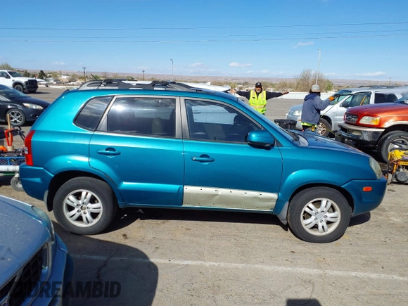 2006 Hyundai Tucson GLS with VIN KM8JN12D86U437446, listed as a IAAI auction lot 41898719 with 216,247 mi miles. Bid and sale history available at carsss.com. Image 13.