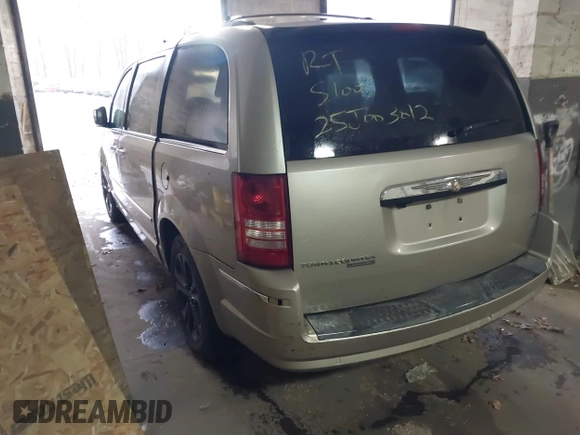 2008 Chrysler Town & Country Limited with VIN 2A8HR64X48R774894, listed as a IAAI auction lot 41862086 with 999,999 mi miles. Bid and sale history available at carsss.com. Image 3.