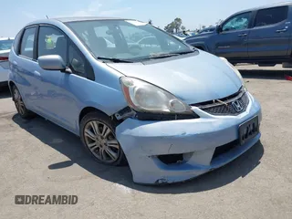 2010 Honda Fit Sport с VIN JHMGE8H43AC025706, выставлен на аукционе IAAI как лот 42513631 с пробегом 130 430 миль миль и . История ставок и продаж доступна на DreamBid. Изображение 1.