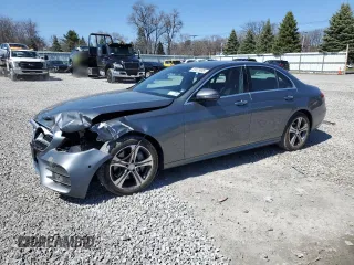 2017 Mercedes-Benz E-Class E 300 Luxury with VIN WDDZF4KB0HA127564, listed as a Copart auction lot 53025895 with 161,825 mi miles and Salvage Title. Bid and sale history available at carsss.com. Image 1.