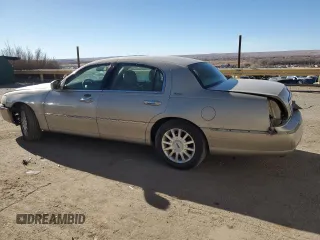 2006 Lincoln Town Car Signature z VIN 1LNHM81W76Y608239, wystawiony jako Copart lot #86654734 z przebiegiem Nie podano mil oraz Szkoda całkowita • Salvage title. Historia ofert i sprzedaży dostępna na DreamBid. Obrazek 2.