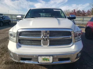 2016 Ram 1500 Limited z VIN 1C6RR7PMXGS239690, wystawiony jako Copart lot #77772344 z przebiegiem 244 264 mil mil oraz Czysty tytuł • Clean title. Historia ofert i sprzedaży dostępna na DreamBid. Obrazek 5.