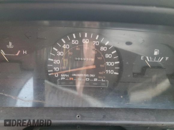 1990 Toyota 2WD Pickups DX with VIN JT4RN93P1L5021226, listed as a Copart auction lot 41758625 with 305,926 mi miles and Salvage Title. Bid and sale history available at carsss.com. Image 9.