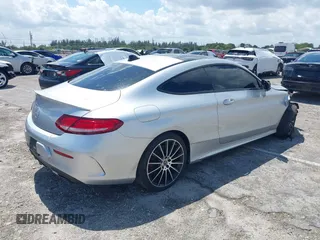 2017 Mercedes-Benz C 300 with VIN WDDWJ4JBXHF531168, listed as a IAAI auction lot 41923352 with 82,262 mi miles and . Bid and sale history available at carsss.com. Image 4.