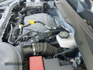 2024 Chevrolet TrailBlazer LS z VIN KL79MMS20RB170732, wystawiony jako IAAI lot #42656701 z przebiegiem 18 537 mil mil oraz . Historia ofert i sprzedaży dostępna na DreamBid. Obrazek 19.