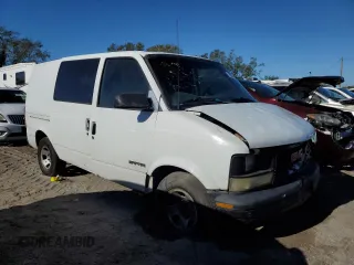 2002 GMC Safari Cargo with VIN 1GTDM19X62B511067, listed as a Copart auction lot 79678824 with 234,810 mi miles and Salvage Title. Bid and sale history available at carsss.com. Image 4.