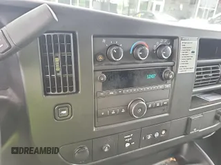 2022 Chevrolet Express Cargo с VIN 1GCWGAFP2N1259977, выставлен на аукционе IAAI как лот 42566204 с пробегом 42 647 миль миль и . История ставок и продаж доступна на DreamBid. Изображение 17.