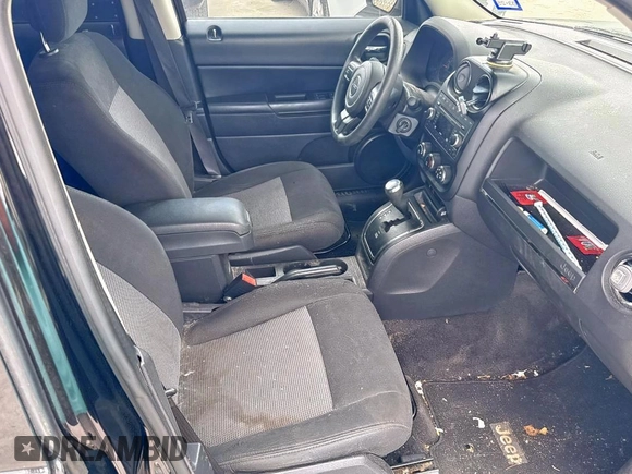 2017 Jeep Patriot Sport SE with VIN 1C4NJPBA7HD211671, listed as a Copart auction lot 62742195 with 127,467 mi miles and Clean title. Bid and sale history available at DreamBid. Image 5.