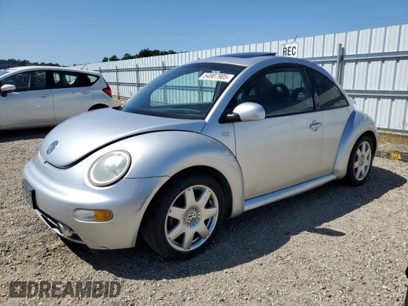 2001 Volkswagen Beetle GLX with VIN 3VWDD21C51M418611, listed as a Copart auction lot 54907905 with 131,548 mi miles and Clean Title. Bid and sale history available at DreamBid. Image 1.