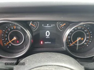 2019 Jeep Wrangler Unlimited Sport with VIN 1C4HJXDG0KW540190, listed as a Copart auction lot 42140675 with 66,470 mi miles and Salvage title. Bid and sale history available at DreamBid. Image 9.
