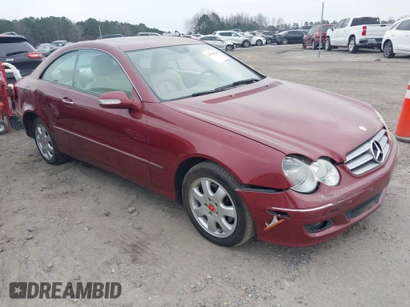 2008 Mercedes-Benz CLK 3.5L with VIN WDBTJ56H38F244866, listed as a IAAI auction lot 41796710 with 185,995 mi miles. Bid and sale history available at carsss.com. Image 1.