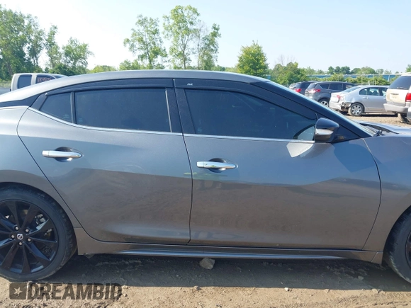 2017 Nissan Maxima SV z VIN 1N4AA6AP7HC454942, wystawiony jako IAAI lot #42447538 z przebiegiem 199 525 mil mil oraz . Historia ofert i sprzedaży dostępna na DreamBid. Obrazek 14.