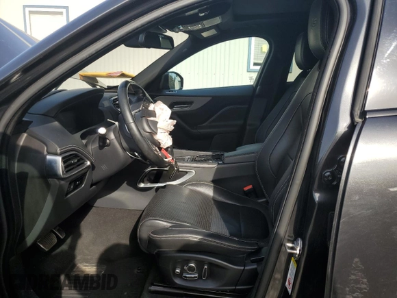 2018 Jaguar F-Pace S z VIN SADCM2FV3JA326536, wystawiony jako Copart lot #55136925 z przebiegiem 175 408 mil mil oraz Szkody całkowita. Historia ofert i sprzedaży dostępna na DreamBid. Obrazek 7.