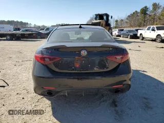 2019 Alfa Romeo Giulia Ti z VIN ZARFANBN3K7608916, wystawiony jako Copart lot #46910115 z przebiegiem 73 750 mil mil oraz Szkody całkowita. Historia ofert i sprzedaży dostępna na DreamBid. Obrazek 6.