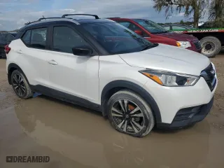 2018 Nissan Kicks SV with VIN 3N1CP5CU2JL540669, listed as a Copart auction lot 42861855 with 0 mi miles and Non Repairable. Bid and sale history available at carsss.com. Image 4.