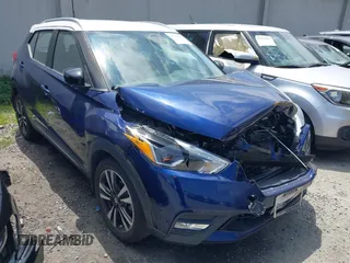 2019 Nissan Kicks S with VIN 3N1CP5CU5KL517856, listed as a IAAI auction lot 41976015 with 30,908 mi miles and . Bid and sale history available at carsss.com. Image 1.