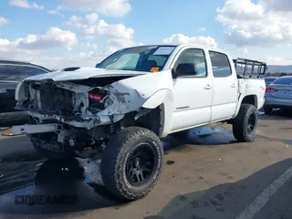 2007 Toyota Tacoma PreRunner z VIN 3TMJU62N87M029323, wystawiony jako IAAI lot #41462575 z przebiegiem 211 104 mil mil oraz . Historia ofert i sprzedaży dostępna na DreamBid. Obrazek 18.