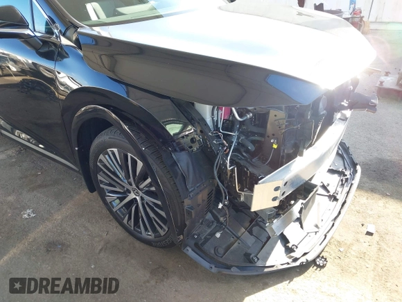 2024 Lexus RX 350 with VIN 2T2BAMBA6RC026443, listed as a IAAI auction lot 41975224 with 7,244 mi miles and . Bid and sale history available at DreamBid. Image 20.