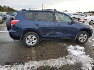 2007 Toyota RAV4 with VIN JTMZD33V475074670, listed as a Copart auction lot 88196005 with 188,887 mi miles and Non Repairable. Bid and sale history available at carsss.com. Image 3.