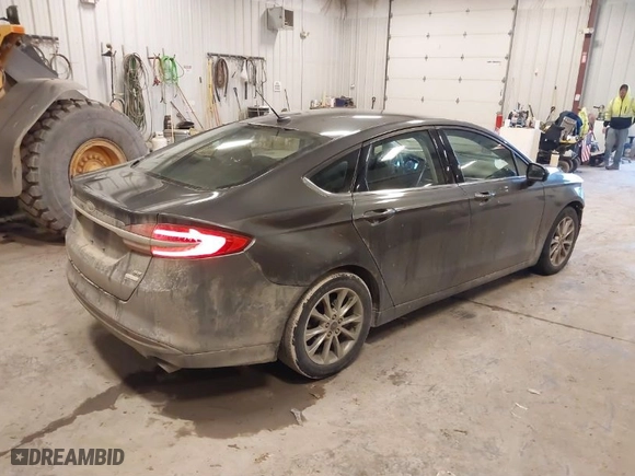 2017 Ford Fusion SE with VIN 3FA6P0HD5HR306044, listed as a IAAI auction lot 41519910 with 163,333 mi miles. Bid and sale history available at carsss.com. Image 4.