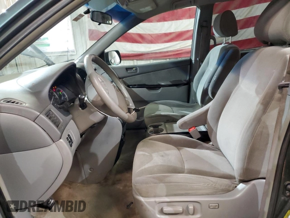 2005 Toyota Sienna LE with VIN 5TDBA23C05S054345, listed as a Copart auction lot 49005455 with 218,508 mi miles and Clean Title. Bid and sale history available at carsss.com. Image 7.