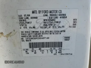 2005 Ford F-250 XL with VIN 1FTSW20P25EA07140, listed as a Copart auction lot 44162225 with 199,922 mi miles and Clean Title. Bid and sale history available at DreamBid. Image 12.