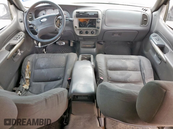 2001 Ford Explorer Sport Trac с VIN 1FMZU67E91UA82574, выставлен на аукционе Copart как лот 58083925 с пробегом 236 194 миль миль и Списание • Salvage title. История ставок и продаж доступна на DreamBid. Изображение 8.