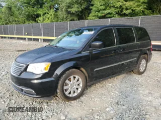 2015 Chrysler Town & Country Touring with VIN 2C4RC1BG1FR726141, listed as a Copart auction lot 65865434 with 81,233 mi miles and Salvage Title. Bid and sale history available at DreamBid. Image 1.
