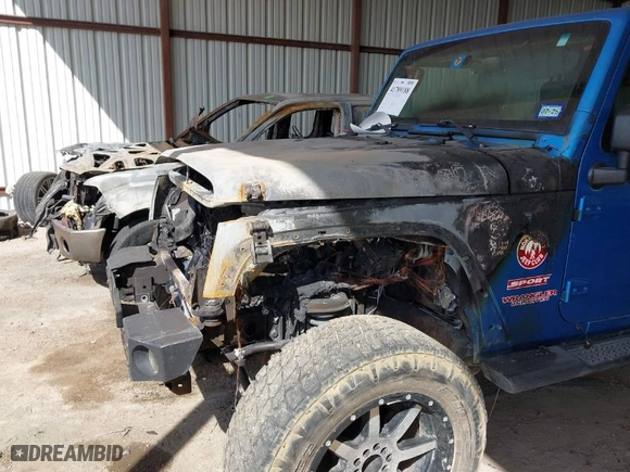 2010 Jeep Wrangler Unlimited Sport with VIN 1J4BA3H14AL213452, listed as a IAAI auction lot 41789188 with 1 mi miles. Bid and sale history available at carsss.com. Image 6.