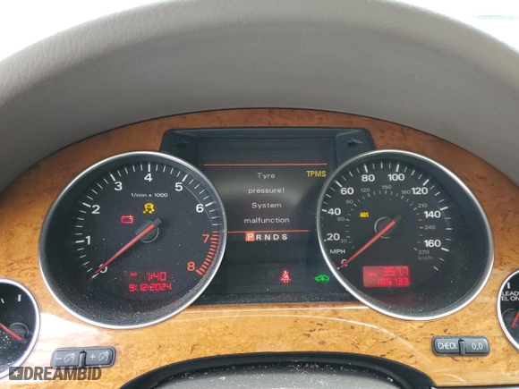 2007 Audi A8 L 4.2L with VIN WAUMV44E87N009877, listed as a Copart auction lot 41709745 with 186,133 mi miles and Salvage Title. Bid and sale history available at carsss.com. Image 9.