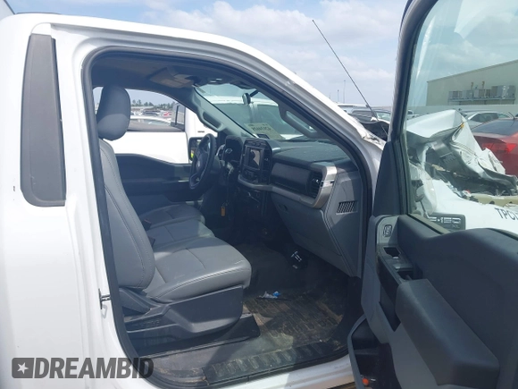2021 Ford F-150 XL with VIN 1FTMF1CB4MKD85219, listed as a IAAI auction lot 42034028 with 115,415 mi miles and . Bid and sale history available at DreamBid. Image 5.