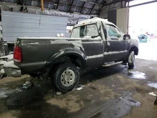 2003 Ford F-350 XL with VIN 1FTSF31LX3EB18971, listed as a Copart auction lot 42481305 with 151,750 mi miles and Salvage Title. Bid and sale history available at DreamBid. Image 3.
