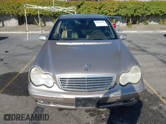 2003 Mercedes-Benz C 320 с VIN WDBRF64JX3F356161, выставлен на аукционе IAAI как лот 41847898 с пробегом 154 973 миль миль и . История ставок и продаж доступна на DreamBid. Изображение 12.