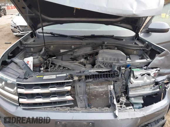 2019 Volkswagen Atlas S with VIN 1V2GR2CA5KC594928, listed as a IAAI auction lot 40852528 with 112,265 mi miles and . Bid and sale history available at DreamBid. Image 10.