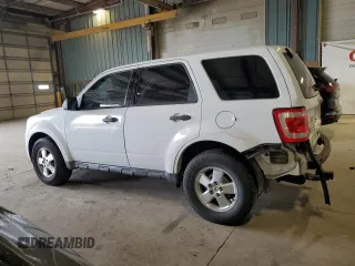 2011 Ford Escape XLS с VIN 1FMCU0C78BKC53371, выставлен на аукционе Copart как лот 54767005 с пробегом 227 192 миль миль и Списание • Salvage title. История ставок и продаж доступна на DreamBid. Изображение 2.