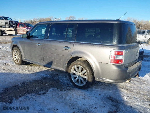 2009 Ford Flex Limited with VIN 2FMEK63C89BA73679, listed as a IAAI auction lot 41322466 with 229,814 mi miles. Bid and sale history available at carsss.com. Image 3.
