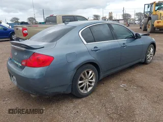 2008 Infiniti G35 Sedan Journey with VIN JNKBV61EX8M206632, listed as a IAAI auction lot 40984795 with 211,871 mi miles. Bid and sale history available at carsss.com. Image 4.