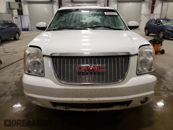 2009 GMC Yukon SLT w/4SB with VIN 1GKFK33099R252828, listed as a Copart auction lot 43205945 with 301,544 mi miles and Salvage Title. Bid and sale history available at carsss.com. Image 5.