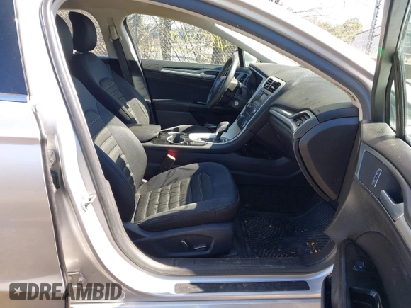 2015 Ford Fusion SE with VIN 1FA6P0H75F5123303, listed as a IAAI auction lot 41853439 with 152,825 mi miles. Bid and sale history available at carsss.com. Image 5.
