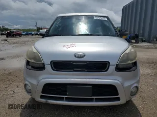 2013 Kia Soul + with VIN KNDJT2A64D7537509, listed as a Copart auction lot 52128315 with 113,890 mi miles and Salvage Title. Bid and sale history available at carsss.com. Image 5.
