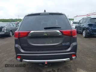 2018 Mitsubishi Outlander SEL with VIN JA4J24A52JZ042127, listed as a IAAI auction lot 42160276 with 106,789 mi miles and . Bid and sale history available at DreamBid. Image 16.