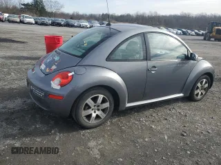 2006 Volkswagen New Beetle Coupe with VIN 3VWRW31C06M403608, listed as a Copart auction lot 82308844 with 125,255 mi miles and Salvage Title. Bid and sale history available at carsss.com. Image 3.