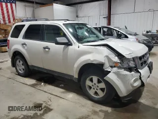2011 Ford Escape XLT с VIN 1FMCU9D72BKB75379, выставлен на аукционе Copart как лот 49374005 с пробегом 152 374 миль миль и Списание • Salvage title. История ставок и продаж доступна на DreamBid. Изображение 4.